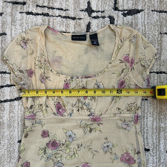 New York & Company Floral Mesh Babydoll Top, Size M - Picture 5 of 8